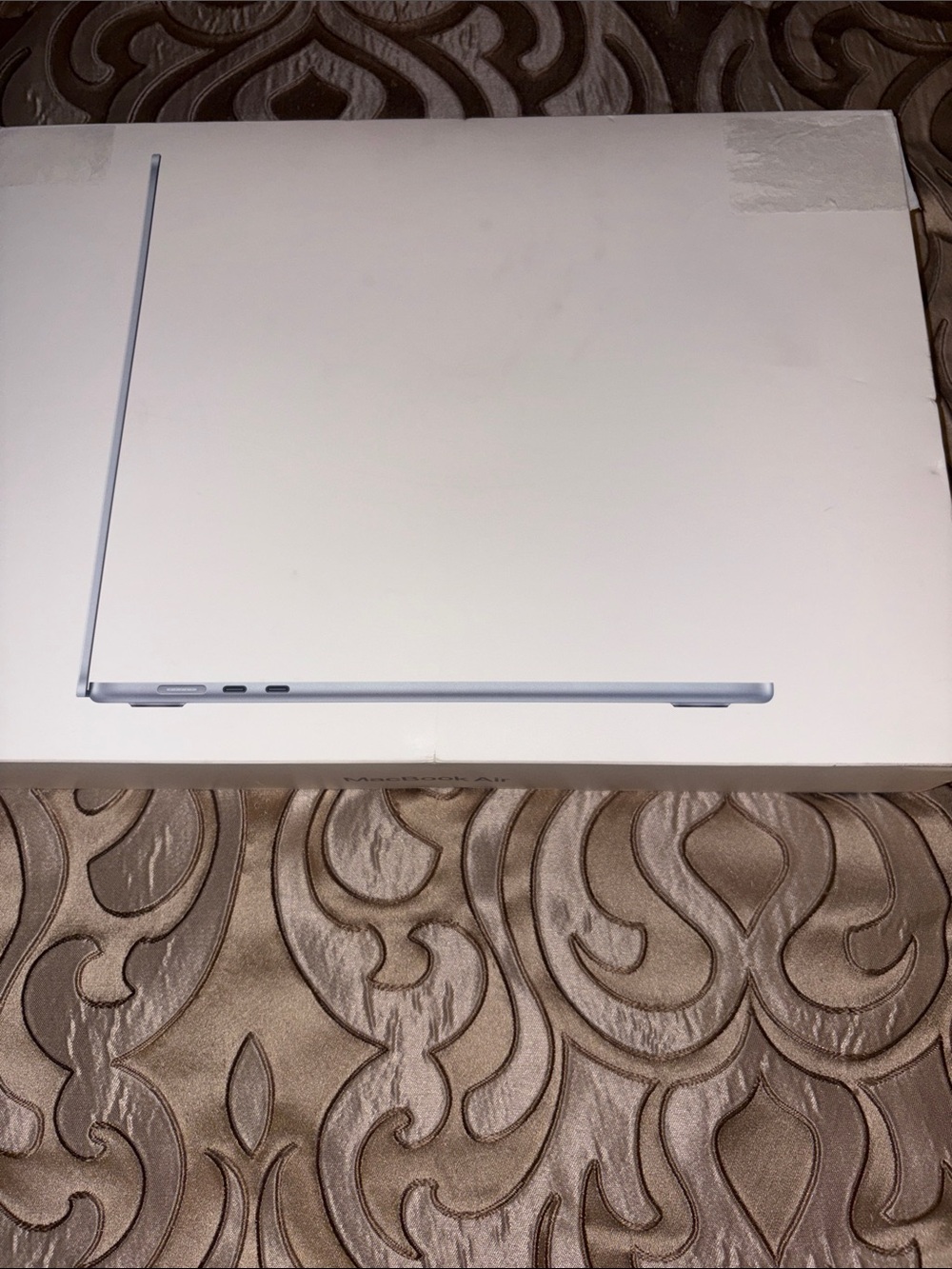 Apple MacBook Air 15” M4 Chip 16GB Memory 256GB Storage NSIB